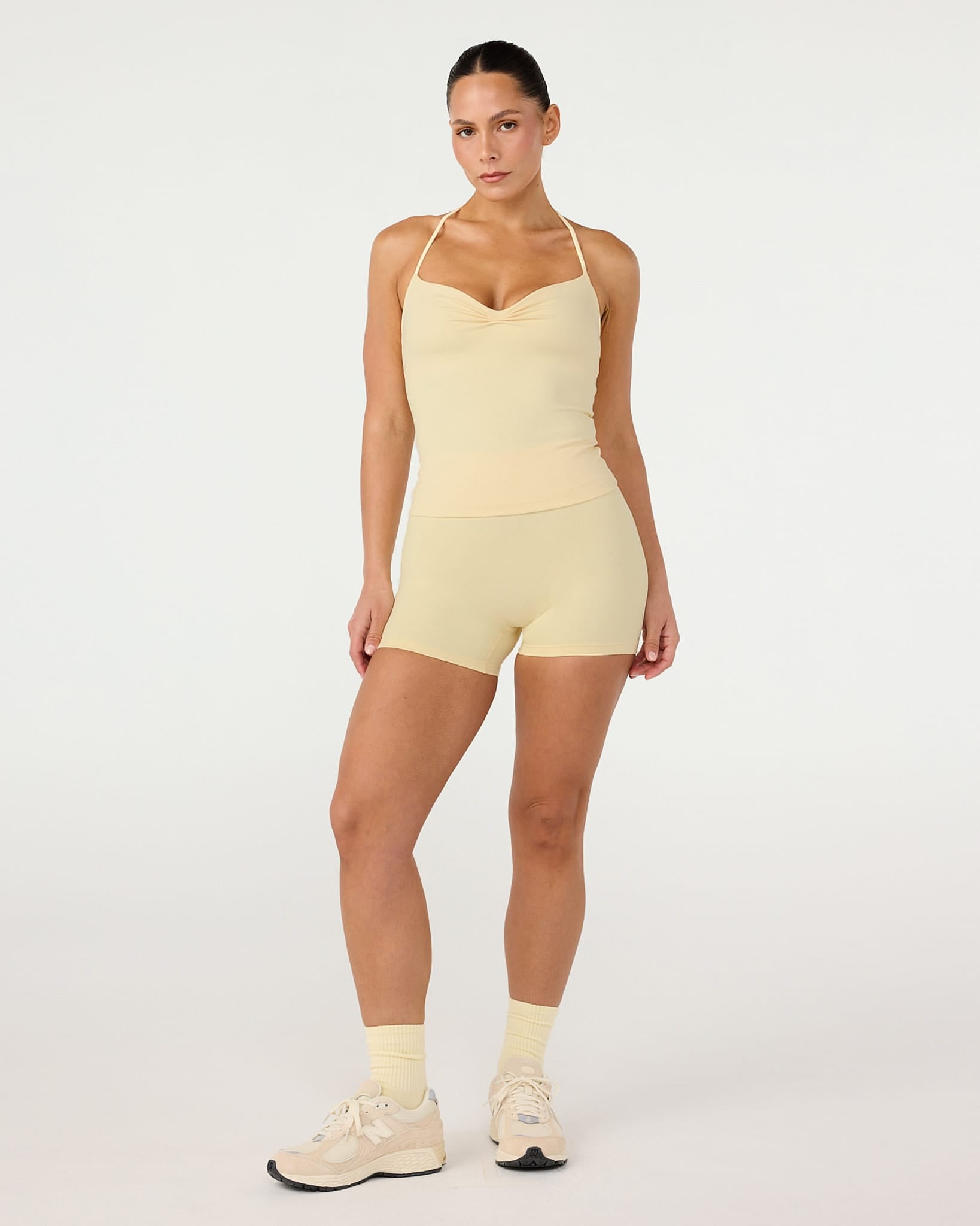 Form Invisible Scrunch Shorts 4" | Butter