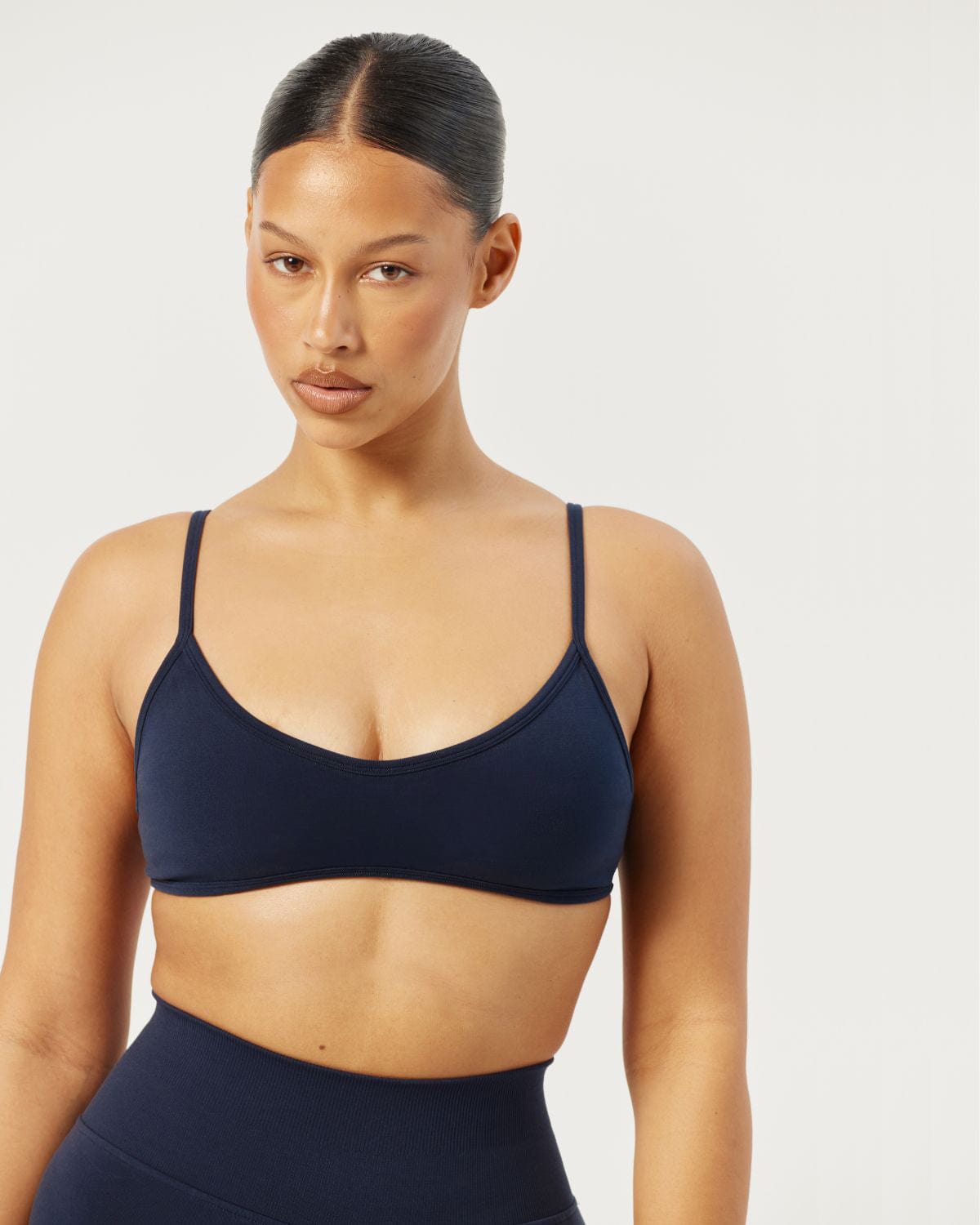 Seamless V Neck Crop | Navy