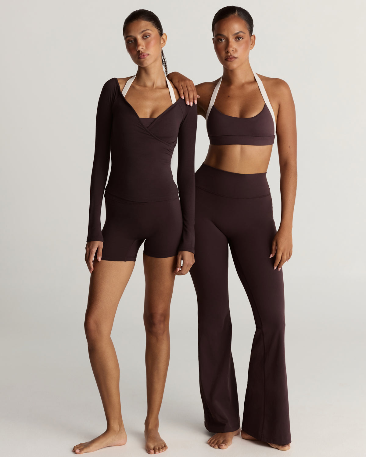 Form Invisible Scrunch Flare Leggings | Espresso