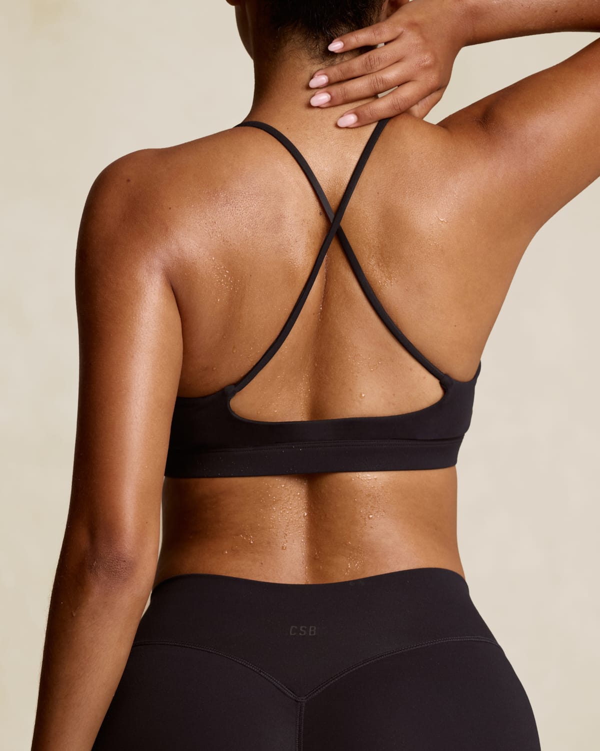 Form Gia Crop | Black
