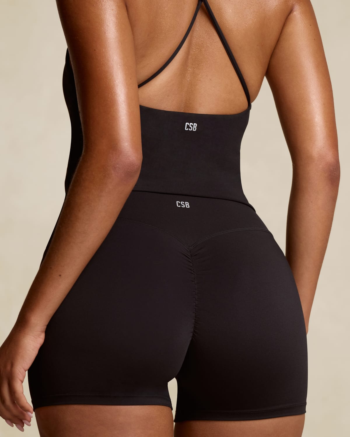 Freedom Scrunch Shorts 4" | Black